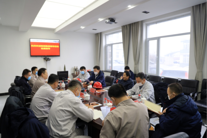 鞍鋼集團(tuán)黨委常委、副總經(jīng)理景奉儒到宏大爆破工程集團(tuán)調(diào)研安全環(huán)保工作